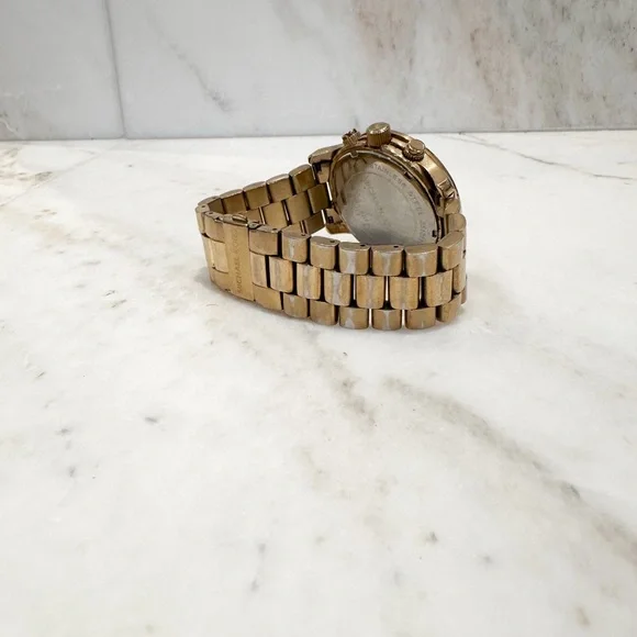 MICHAEL KORS Gold Runway Chronograph Watch - Picture 9 of 14